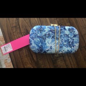 Brand new Lilly Pulitzer hard shell bag